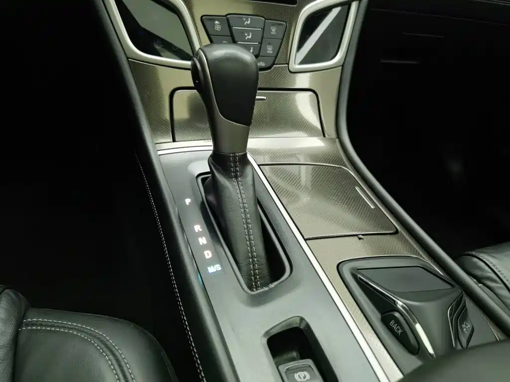 Buick LaCrosse — миниатюра 13