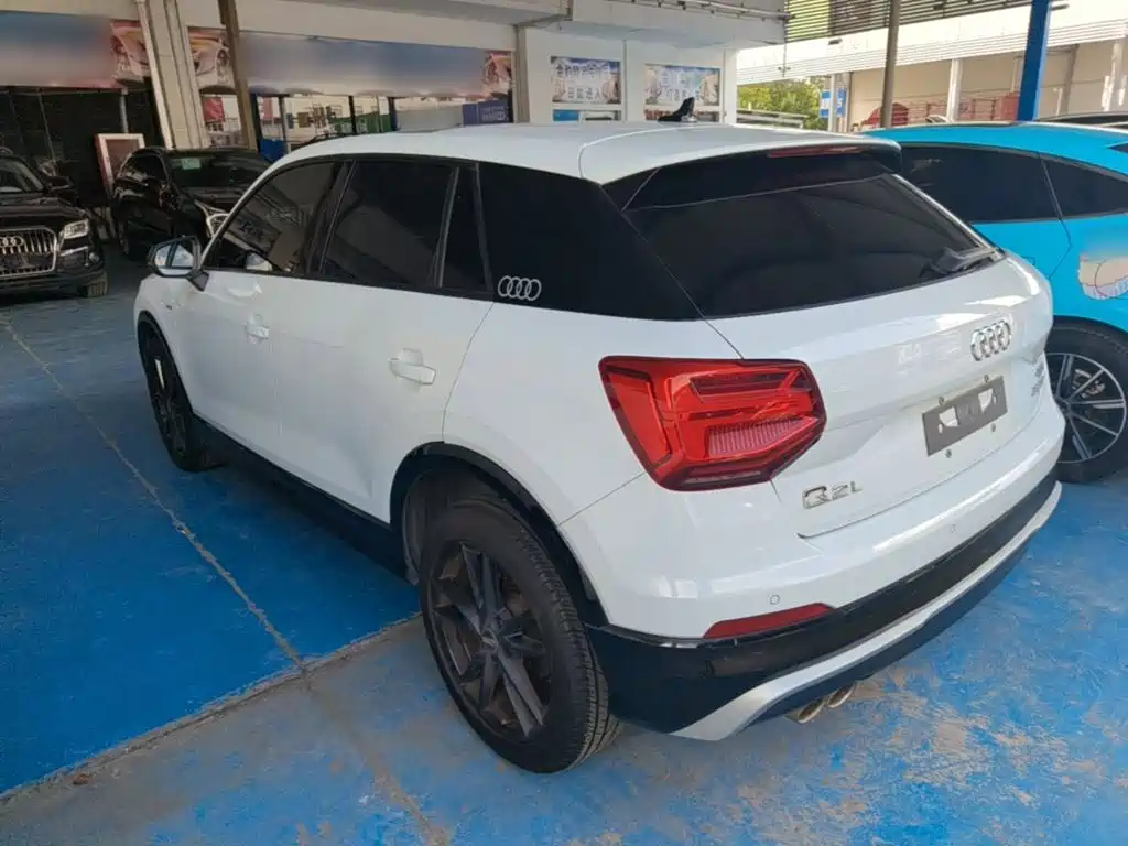 Audi Q2L — миниатюра 5