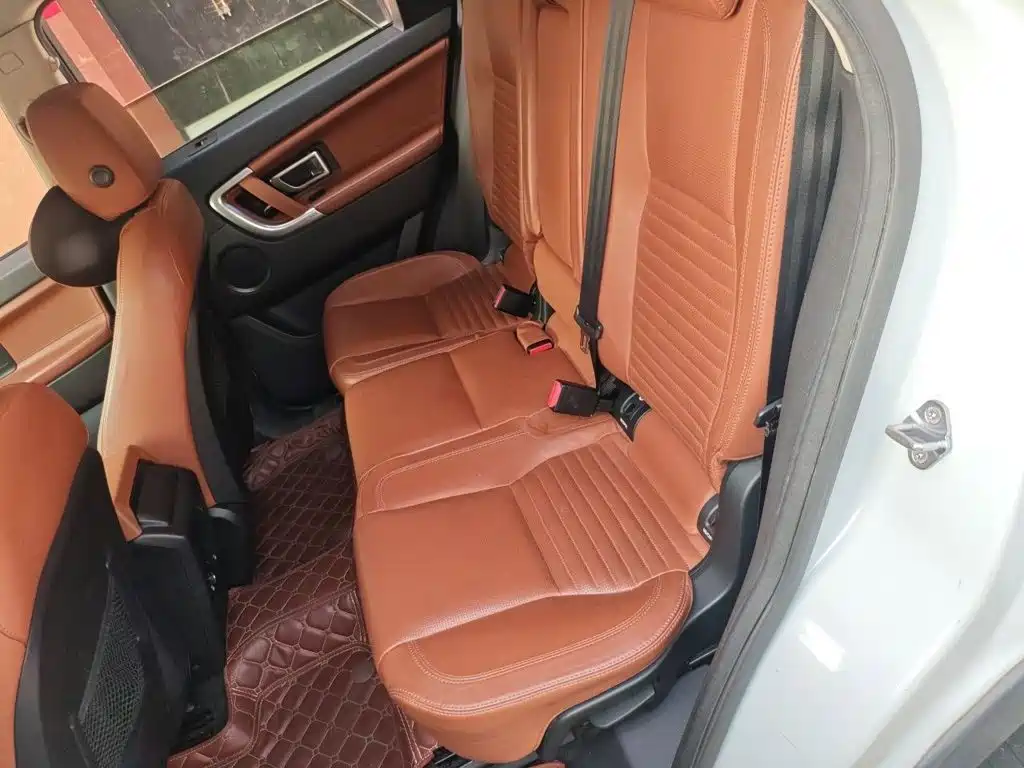 Land Rover Discovery Sport — миниатюра 18