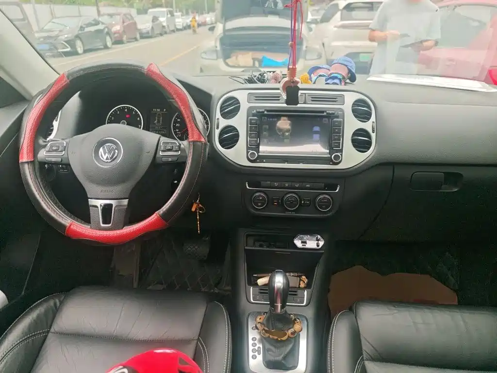 Volkswagen Tiguan — миниатюра 5