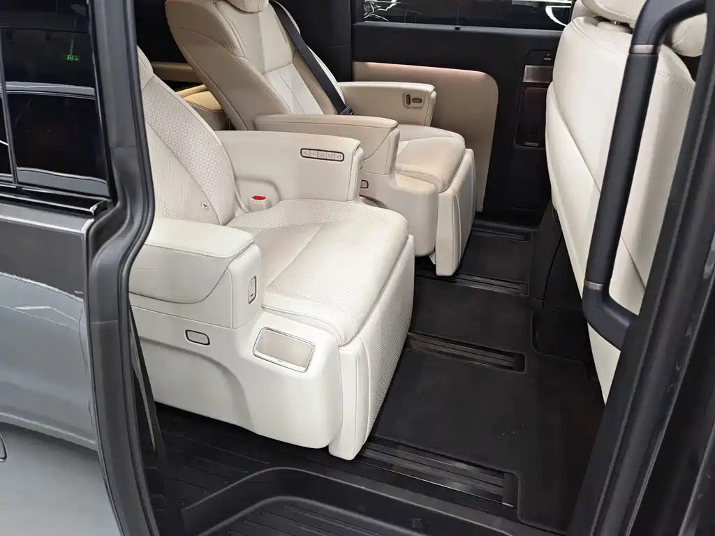 Li Auto Li MEGA — миниатюра 11