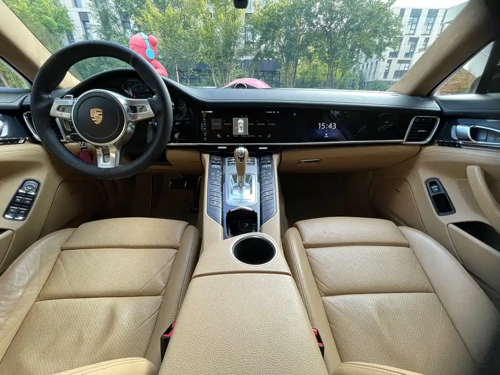 Porsche Panamera — миниатюра 8
