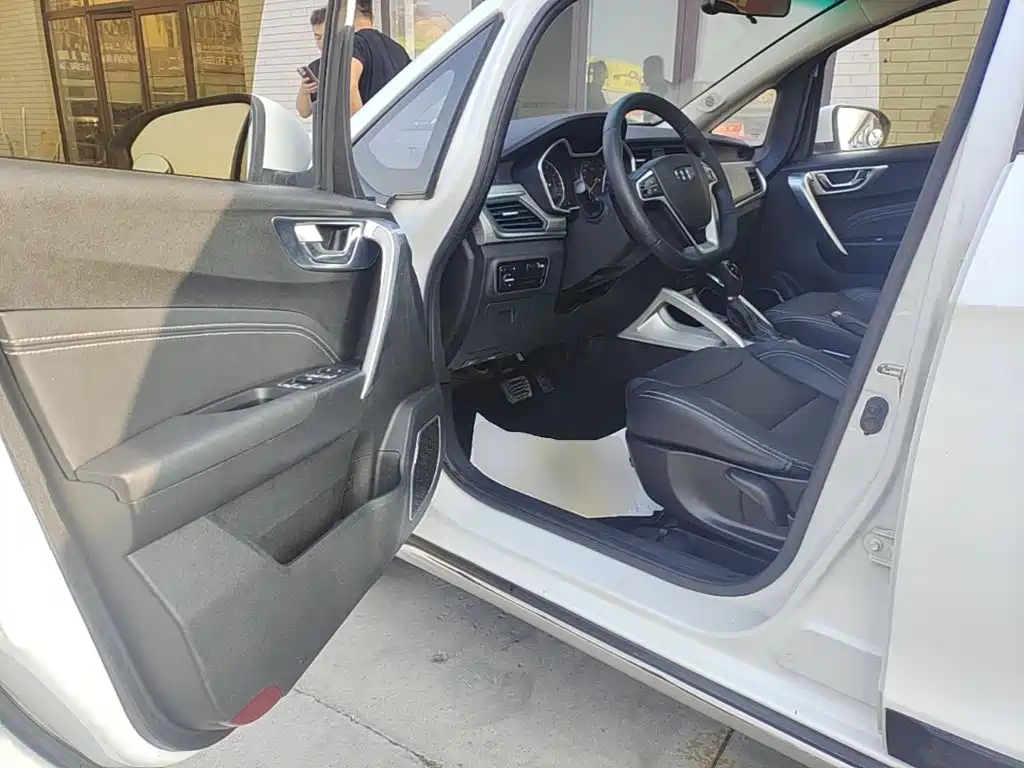 Geely Vision X3 — миниатюра 16