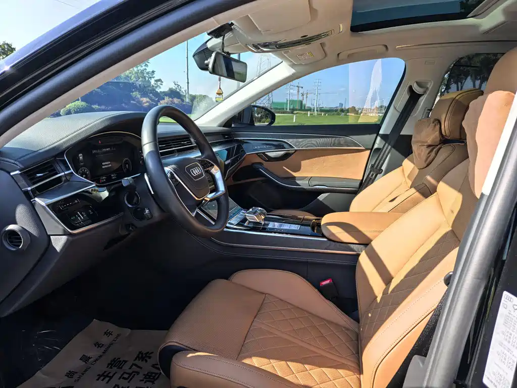 Audi A8 — миниатюра 4