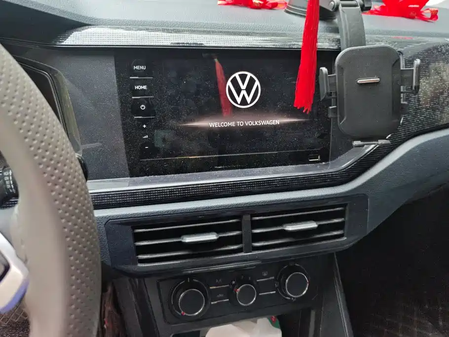 Volkswagen Lavida — миниатюра 13