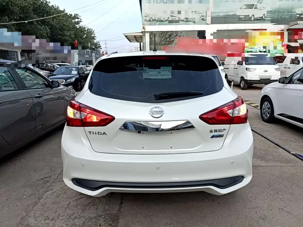 Nissan Tiida 2019 1.6L CVT VI