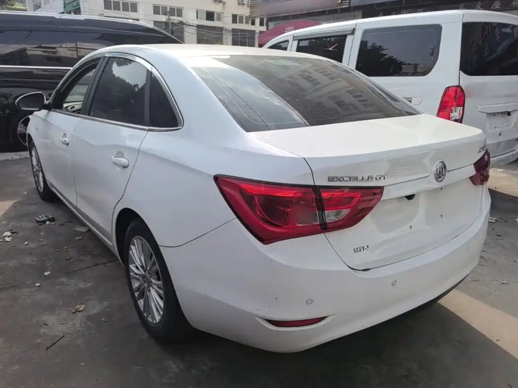 Buick Excelle — миниатюра 5
