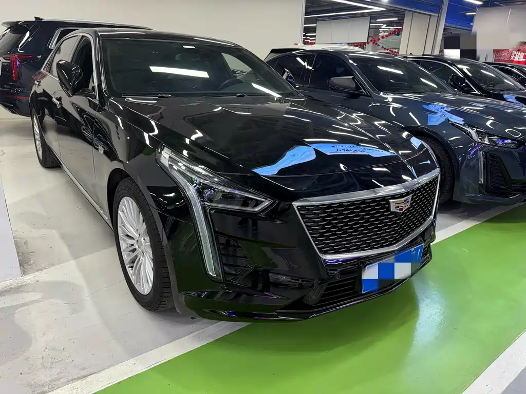CADILLAC CT6