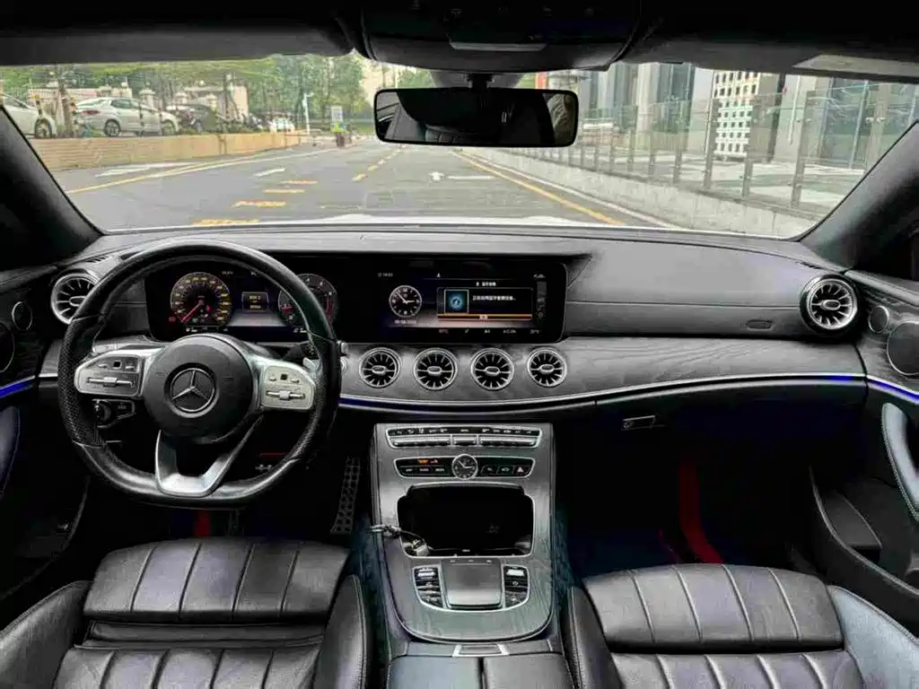 Mercedes-Benz E-Class (Import) — миниатюра 7
