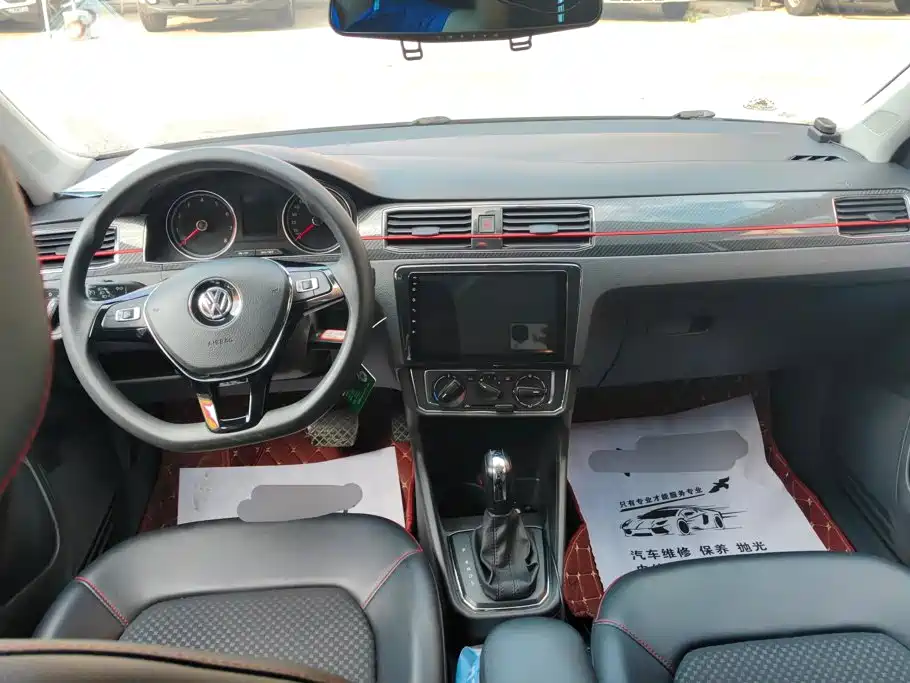 Volkswagen Santana — миниатюра 12