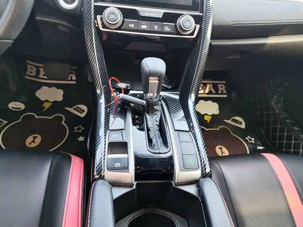 Honda Civic — миниатюра 14