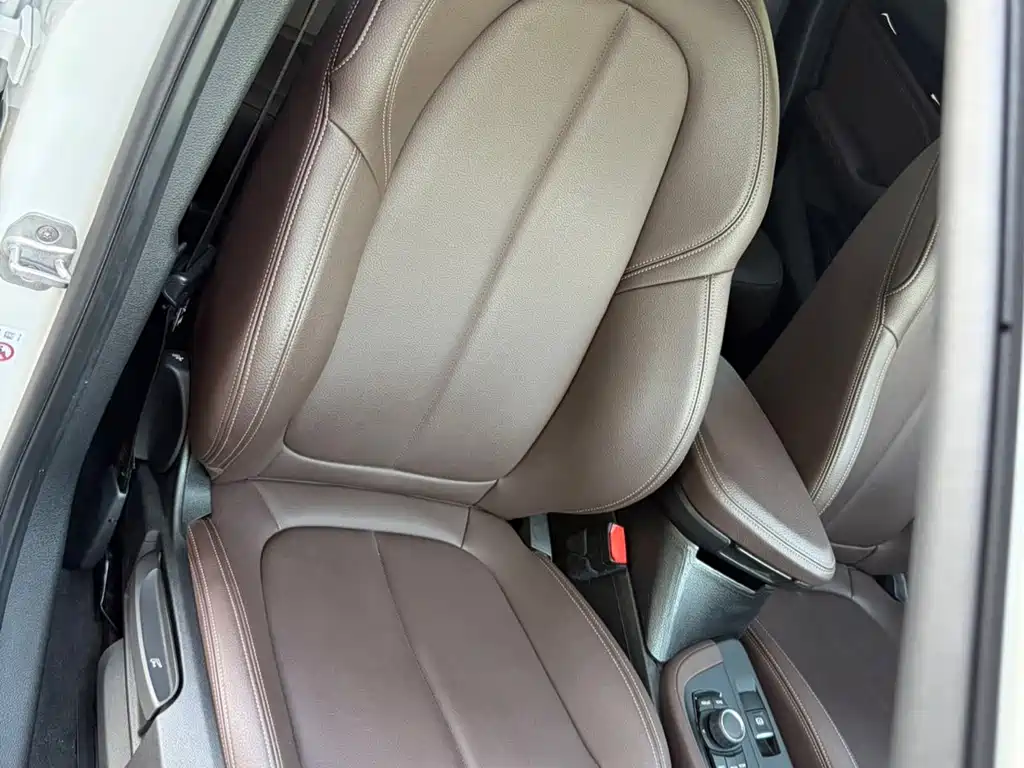 BMW X1 — миниатюра 10