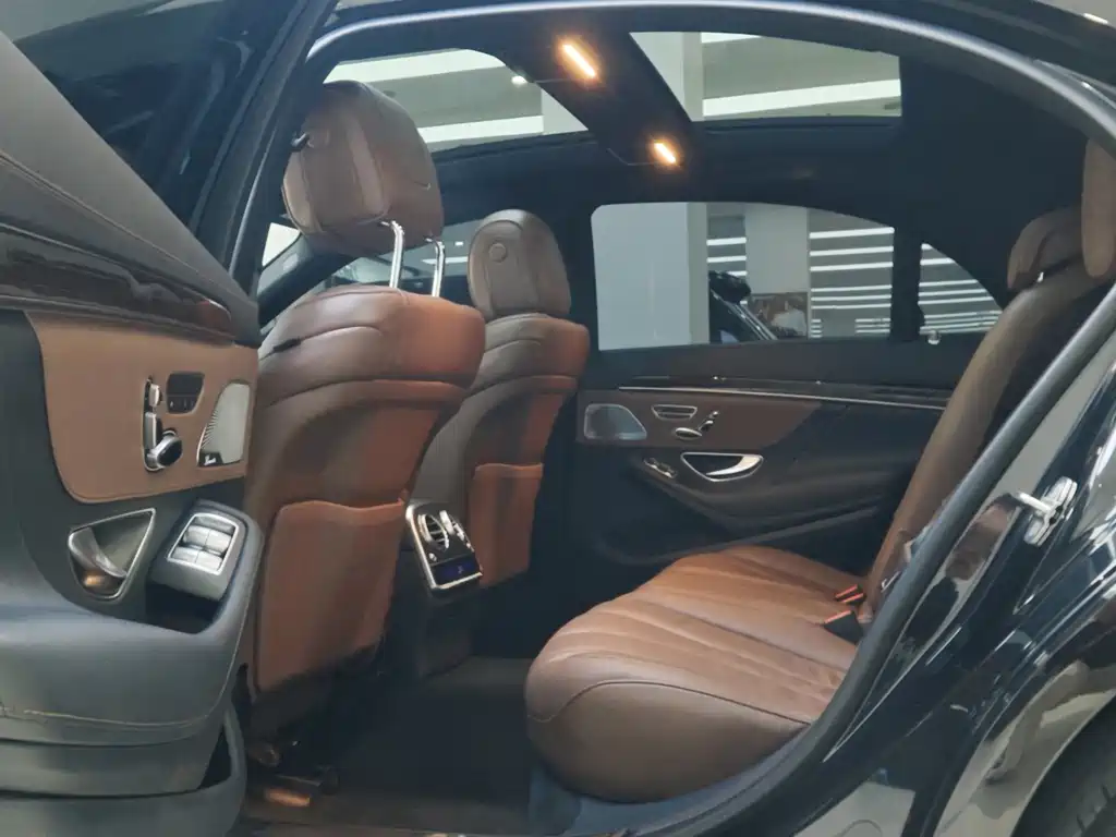 Mercedes-Benz S-Class — миниатюра 8