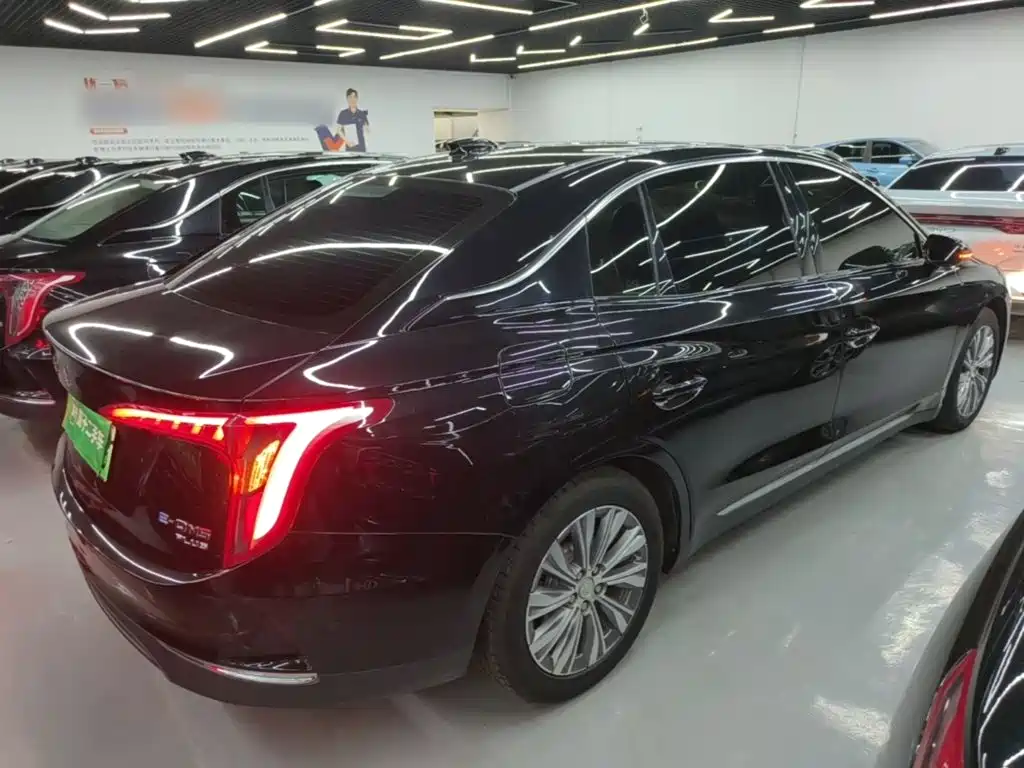 Hongqi Hongqi E-QM5 — миниатюра 6