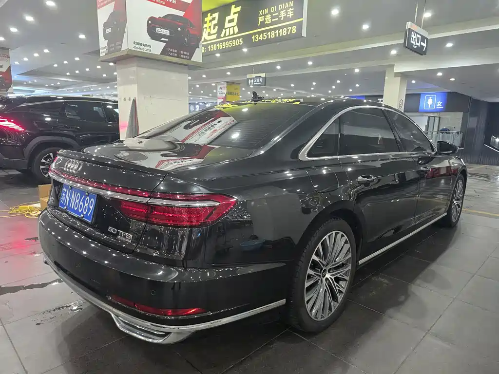 Audi A8 — миниатюра 4