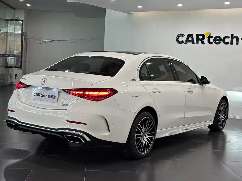 Mercedes-Benz C-Class — миниатюра 4