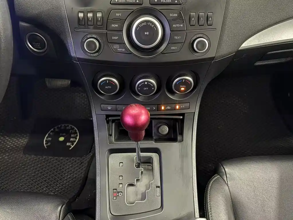 Mazda 3 Xingcheng — миниатюра 11