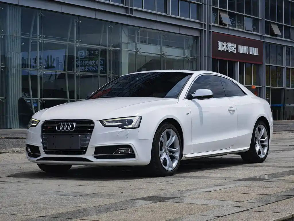Купить Audi S5