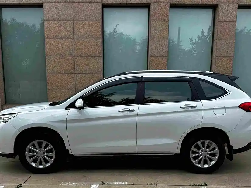 Haval M6 — миниатюра 4