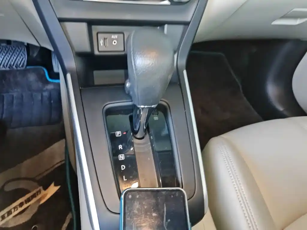 Nissan Sylphy — миниатюра 14
