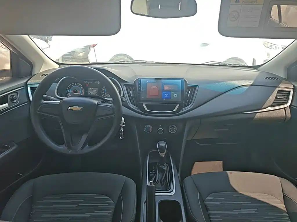 Chevrolet Cavalier — миниатюра 10