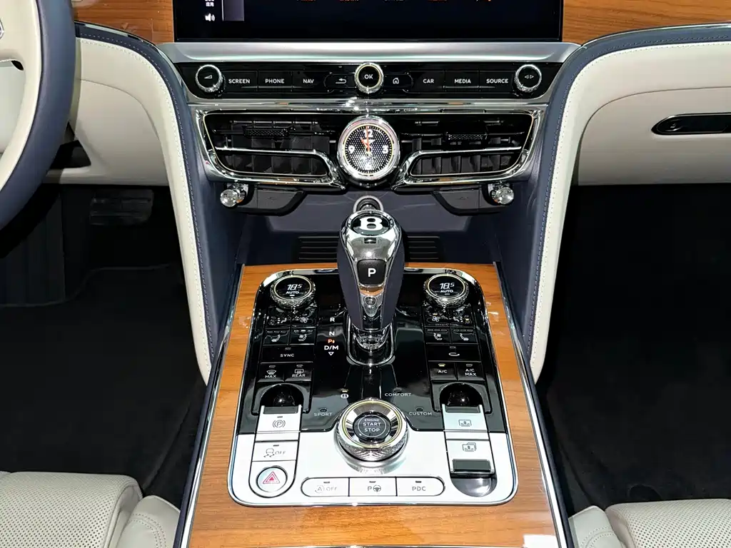 Bentley Flying Spur — миниатюра 15