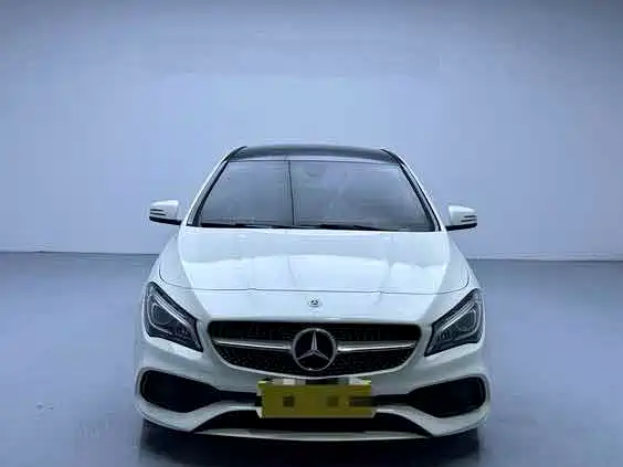 MERCEDES-BENZ CLA