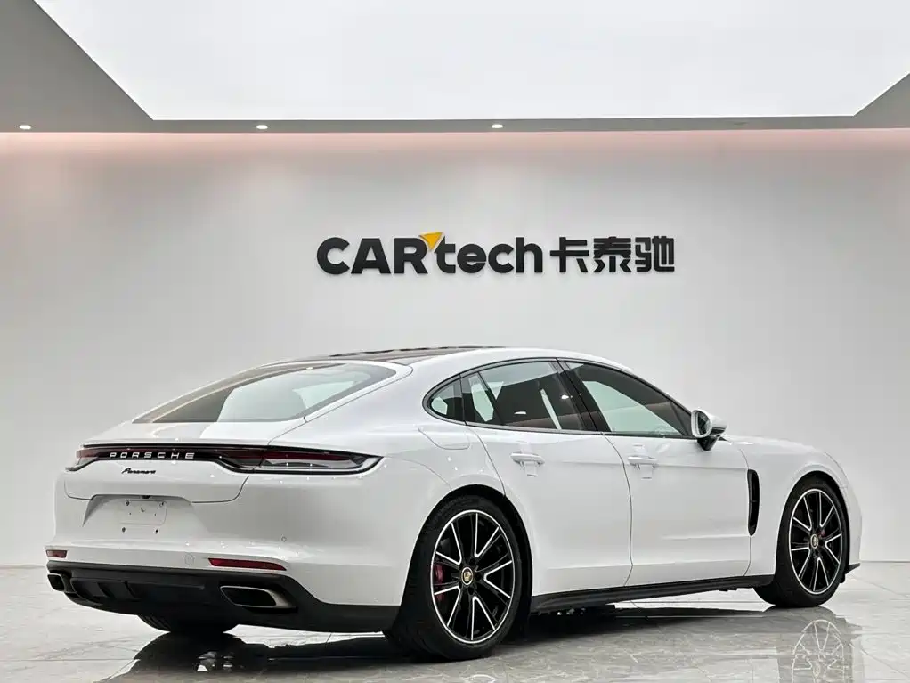 Porsche Panamera — миниатюра 5