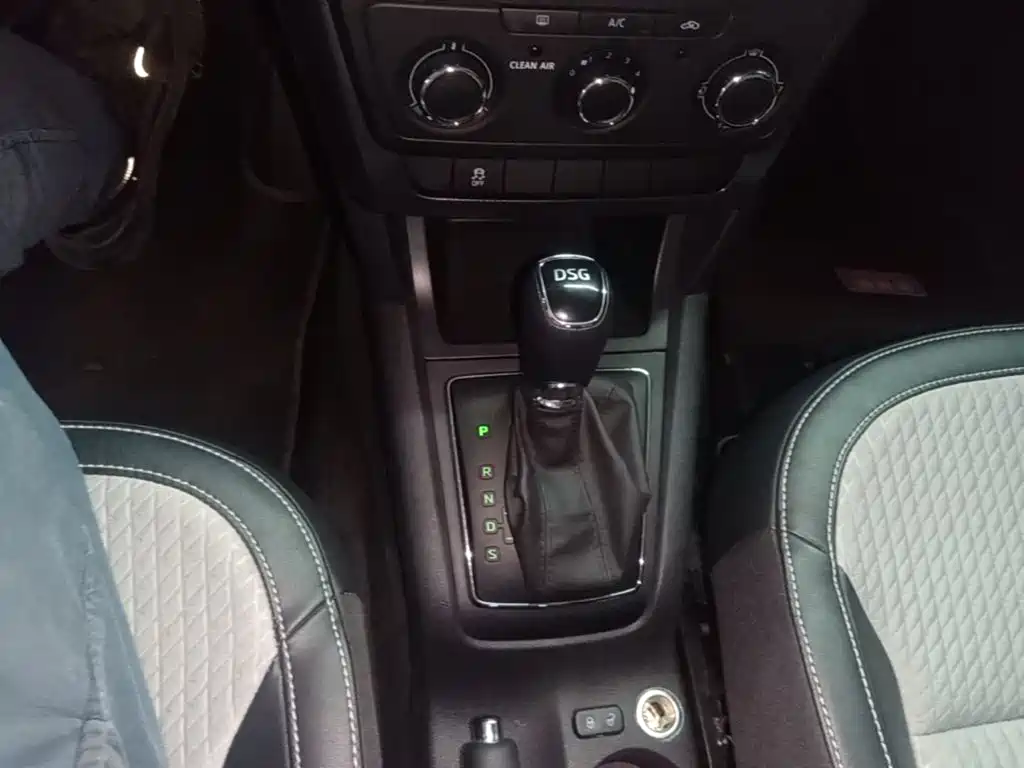 Skoda Yeti — миниатюра 14
