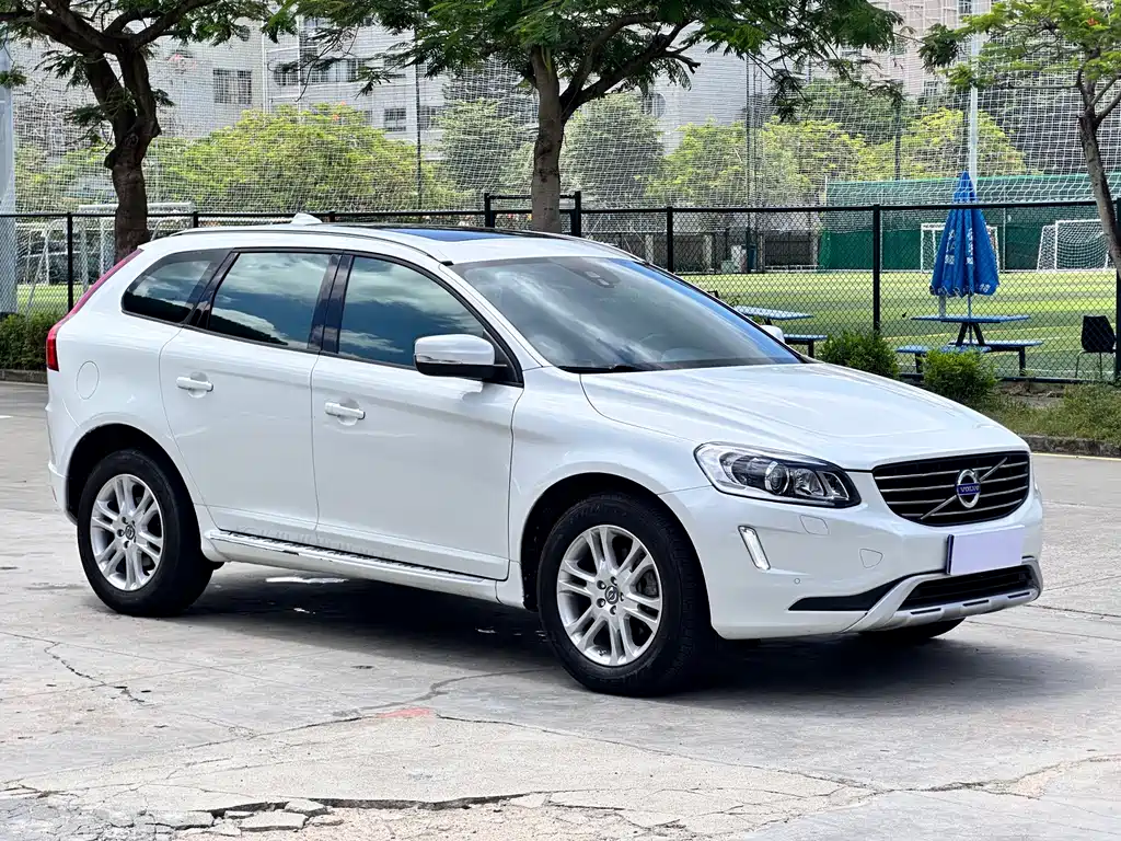 Volvo XC60 (Import) — миниатюра 3