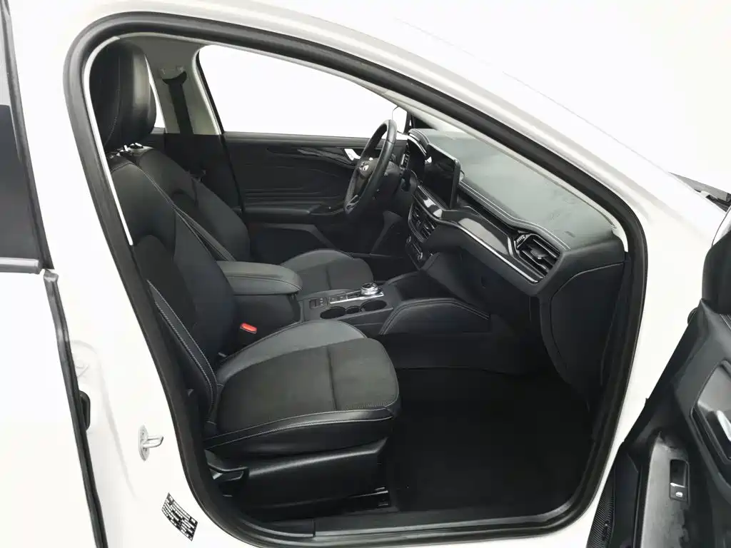 Ford Focus — миниатюра 23