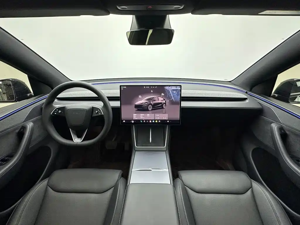 Tesla Model Y L — миниатюра 18