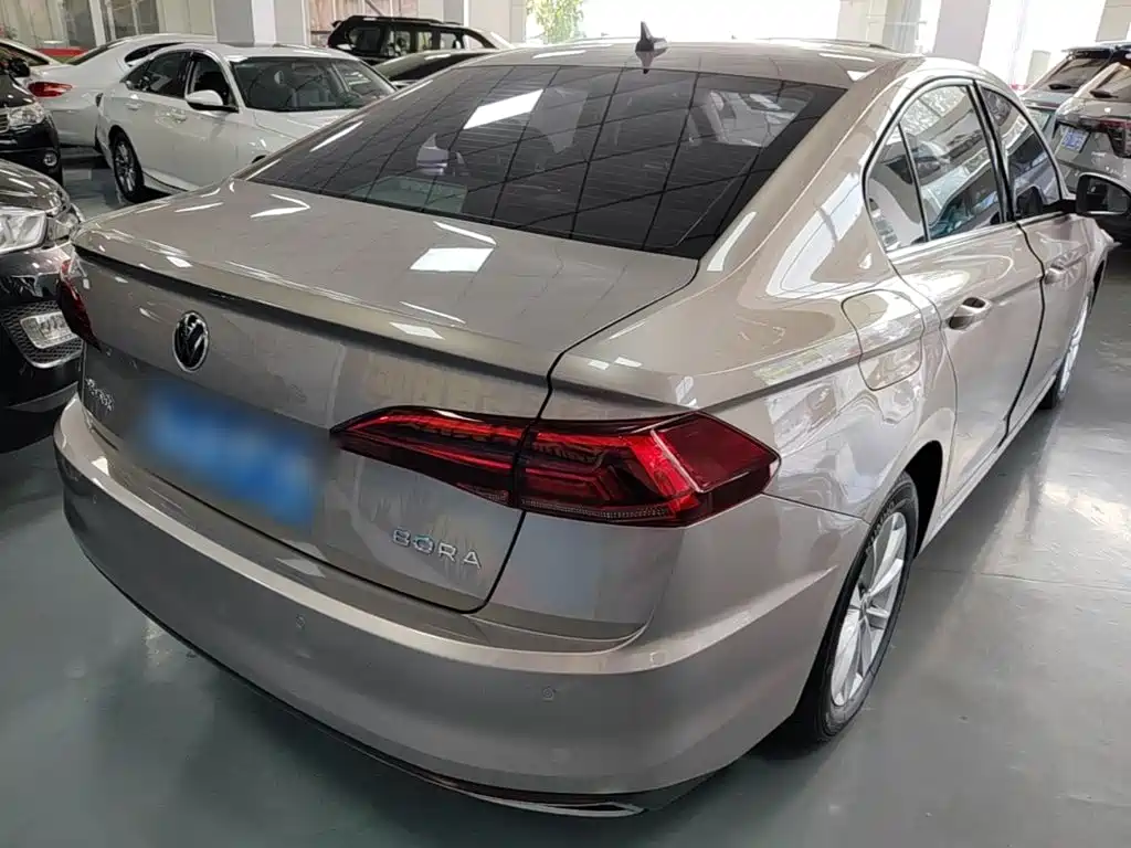 Volkswagen Bora — миниатюра 7