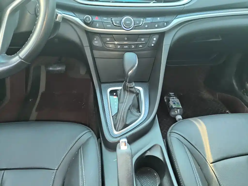 Buick Excelle — миниатюра 14