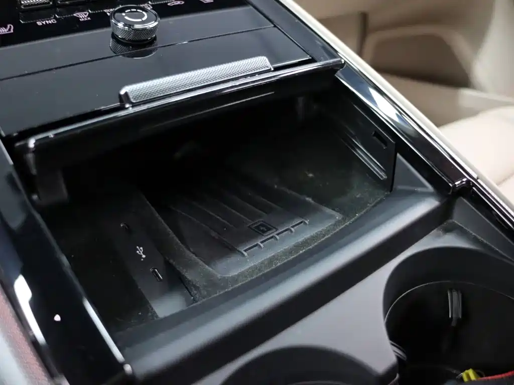 Porsche Panamera — миниатюра 22