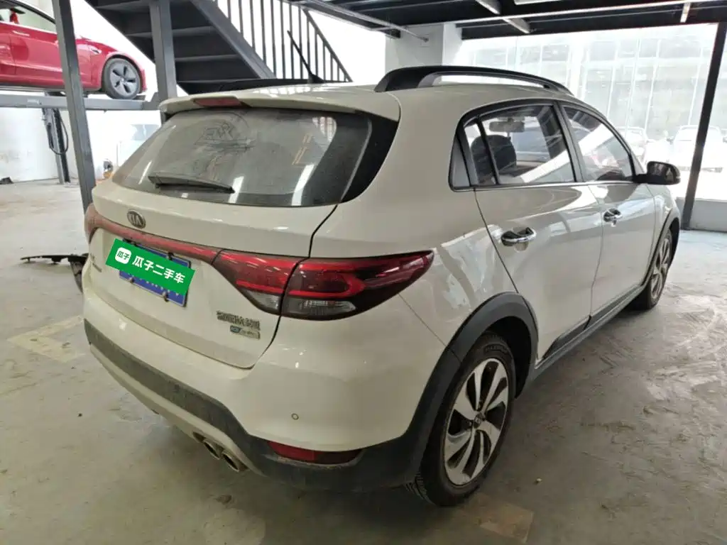 Kia KX Cross — миниатюра 7