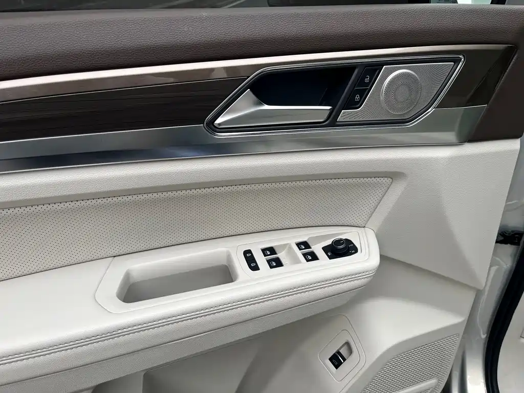 Volkswagen Viloran — миниатюра 7