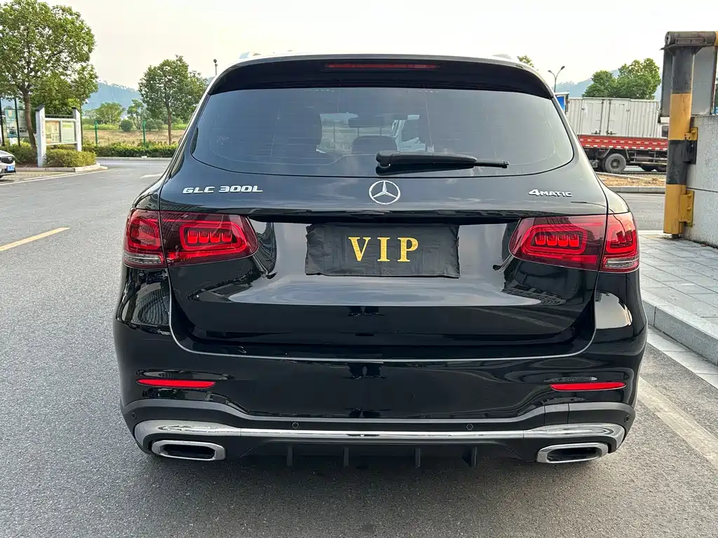 Mercedes-Benz GLC — миниатюра 8