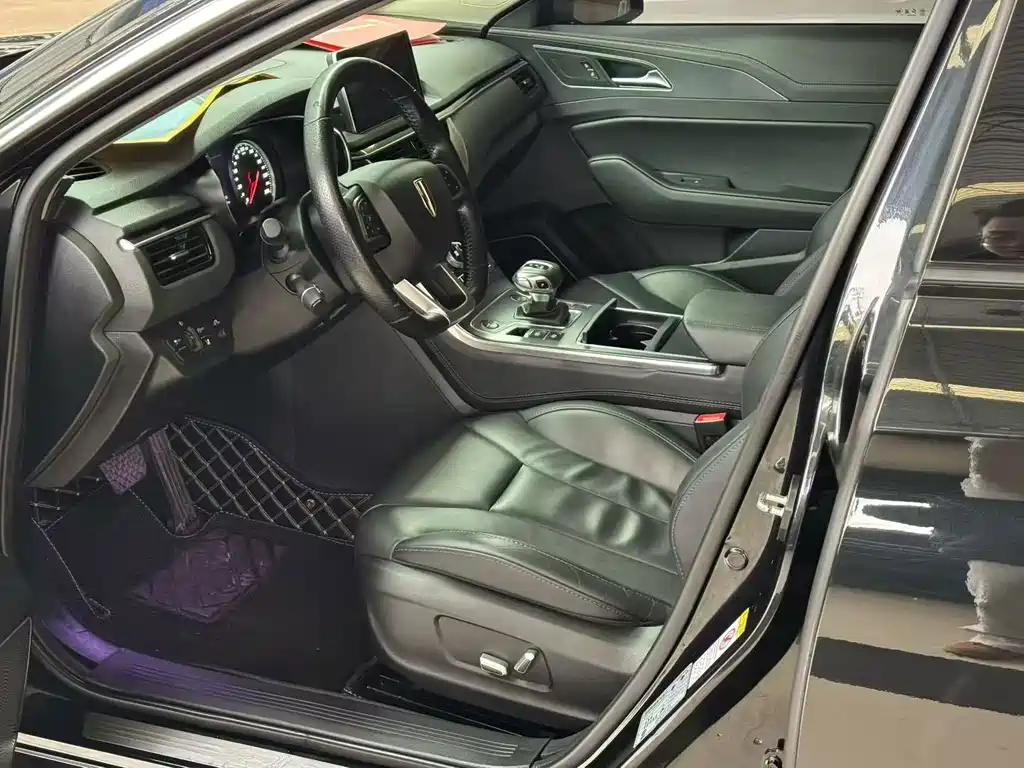 Hongqi Hongqi H5 — миниатюра 7