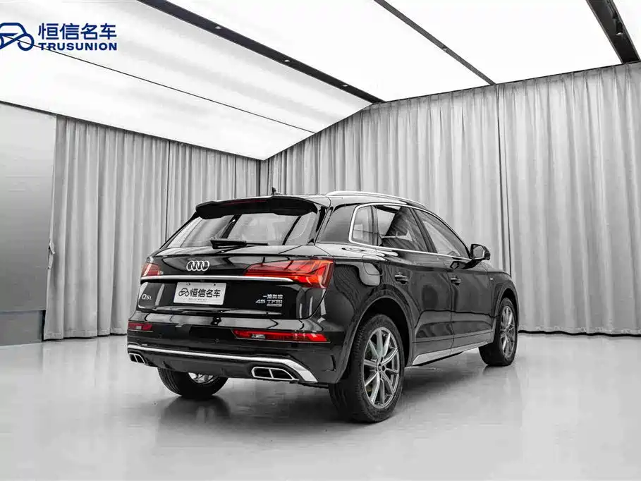 Audi Q5L — миниатюра 5