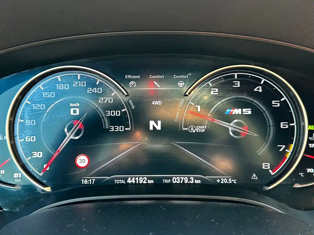 BMW M5 — миниатюра 14