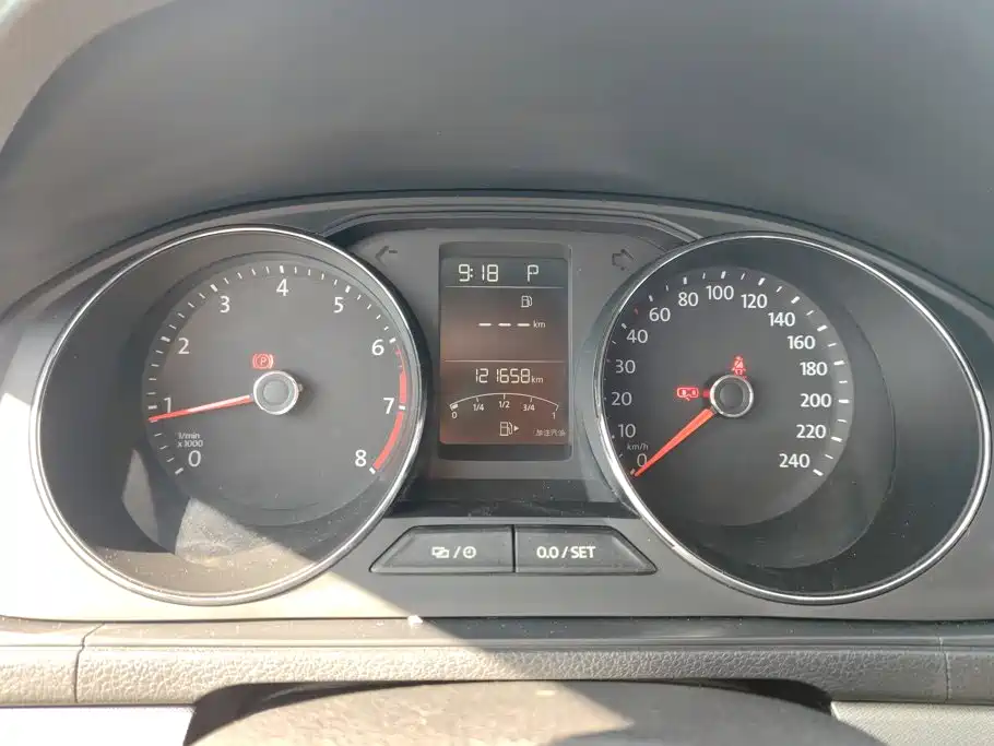 Volkswagen Lavida — миниатюра 14