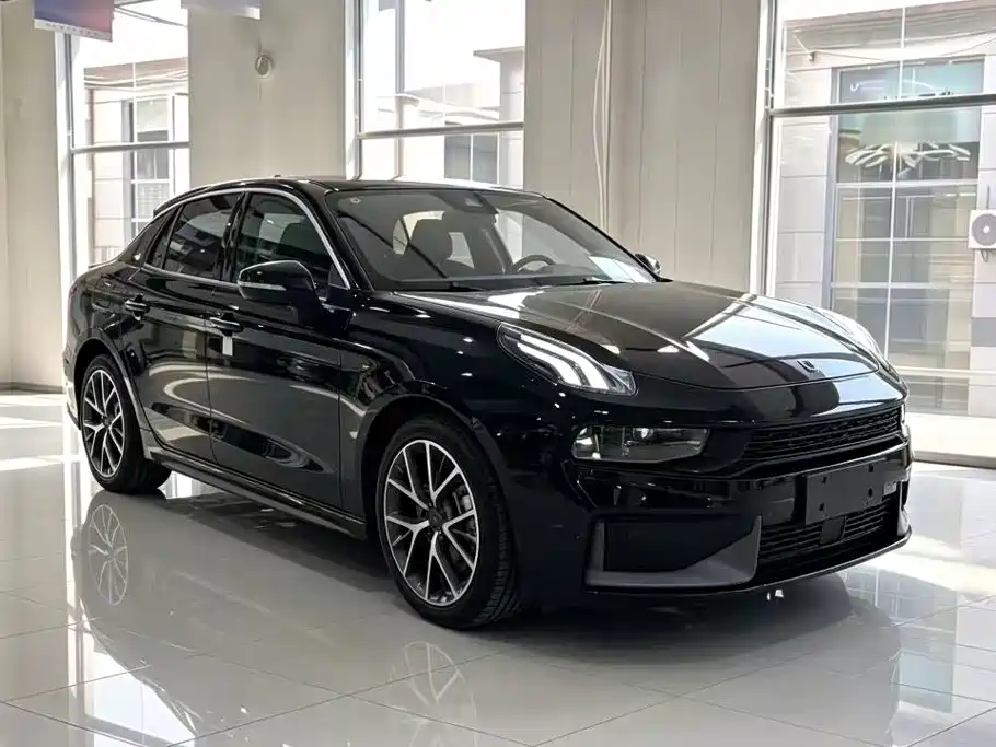 Lynk & Co 03 — миниатюра 3
