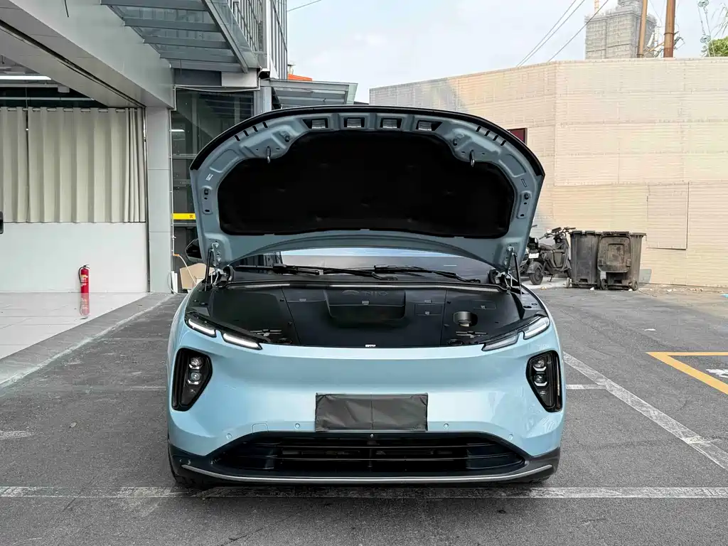 NIO EC6 — миниатюра 13