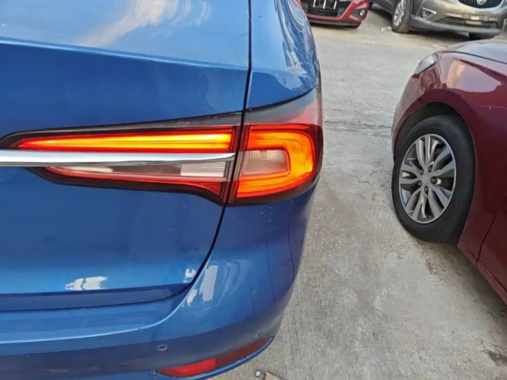 Roewe i5 — миниатюра 8