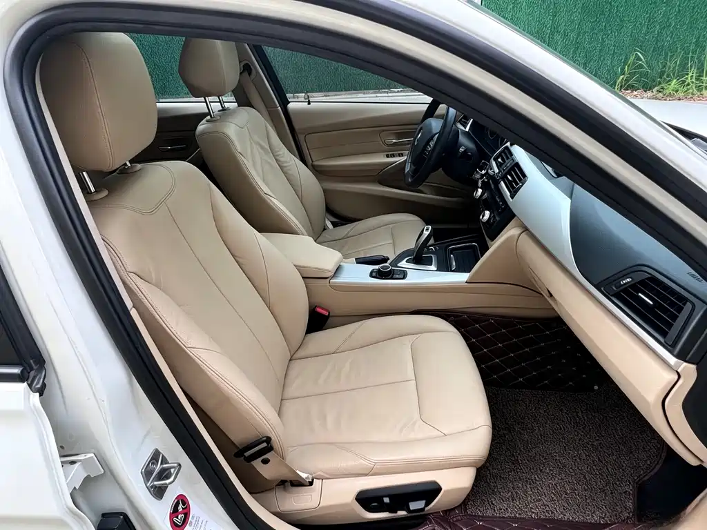 BMW 3 Series 3 2013 320i Fashion