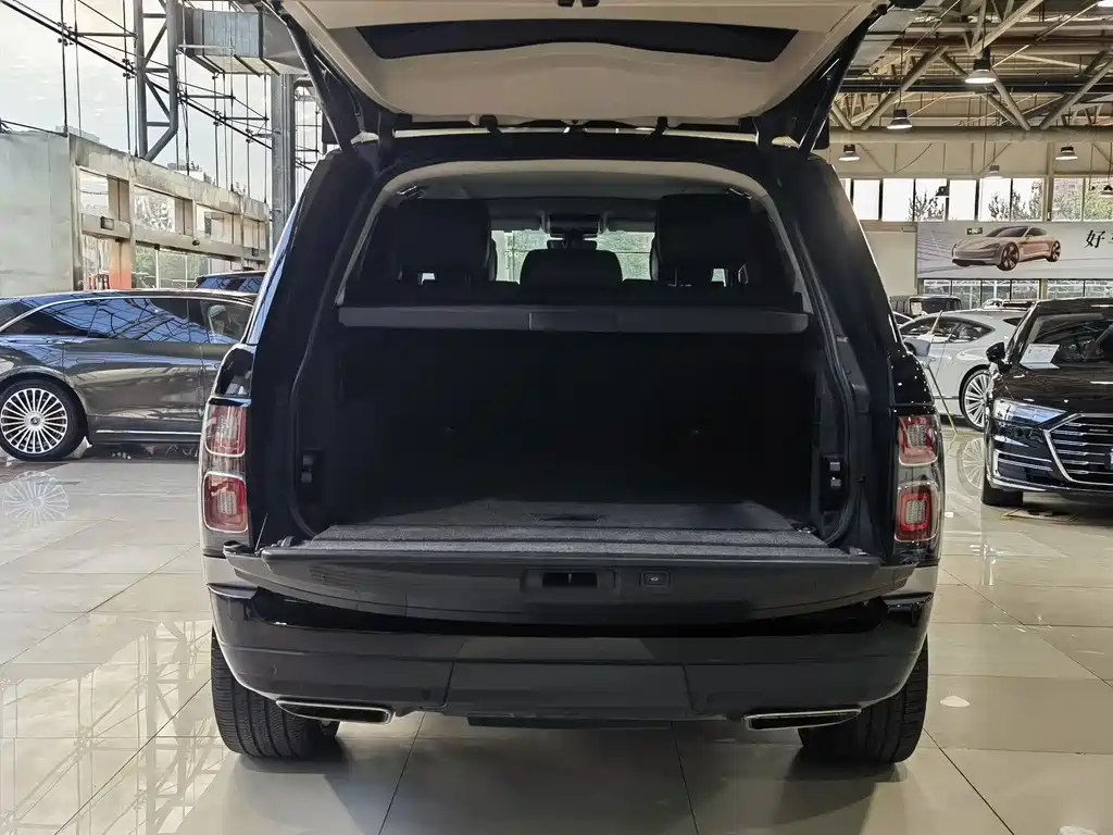 Land Rover Range Rover — миниатюра 13