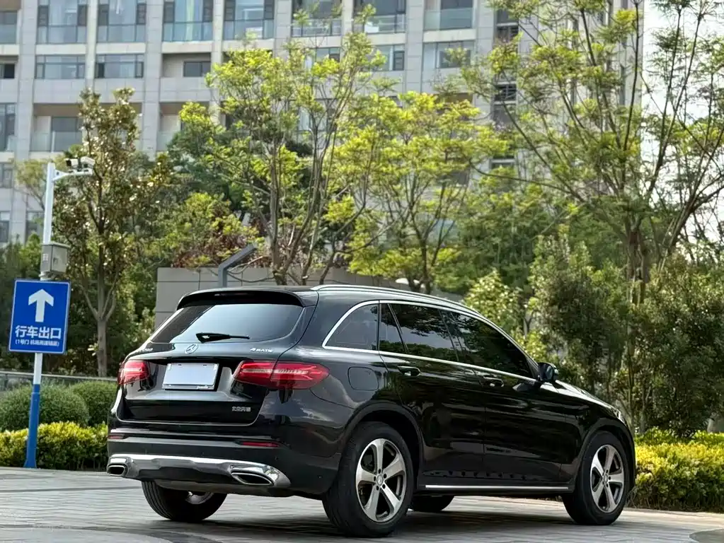 Mercedes-Benz GLC — миниатюра 9