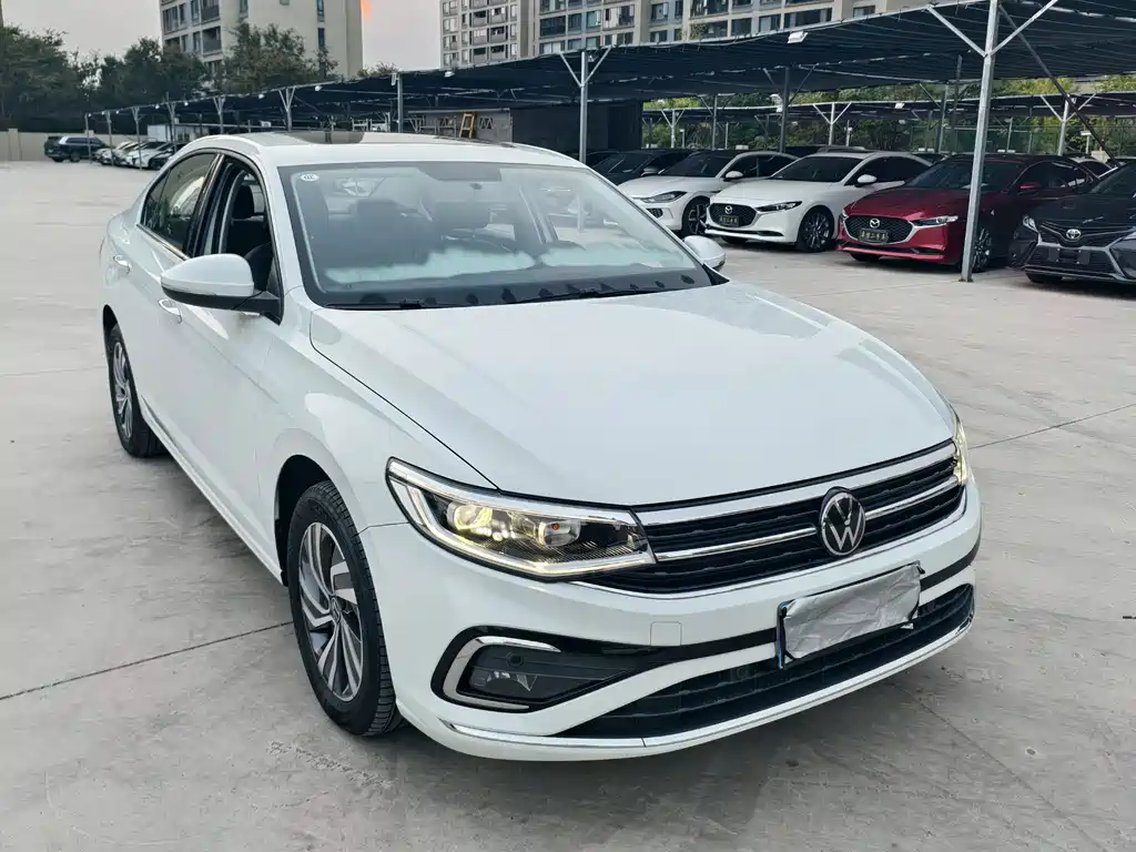 Volkswagen Bora — миниатюра 3