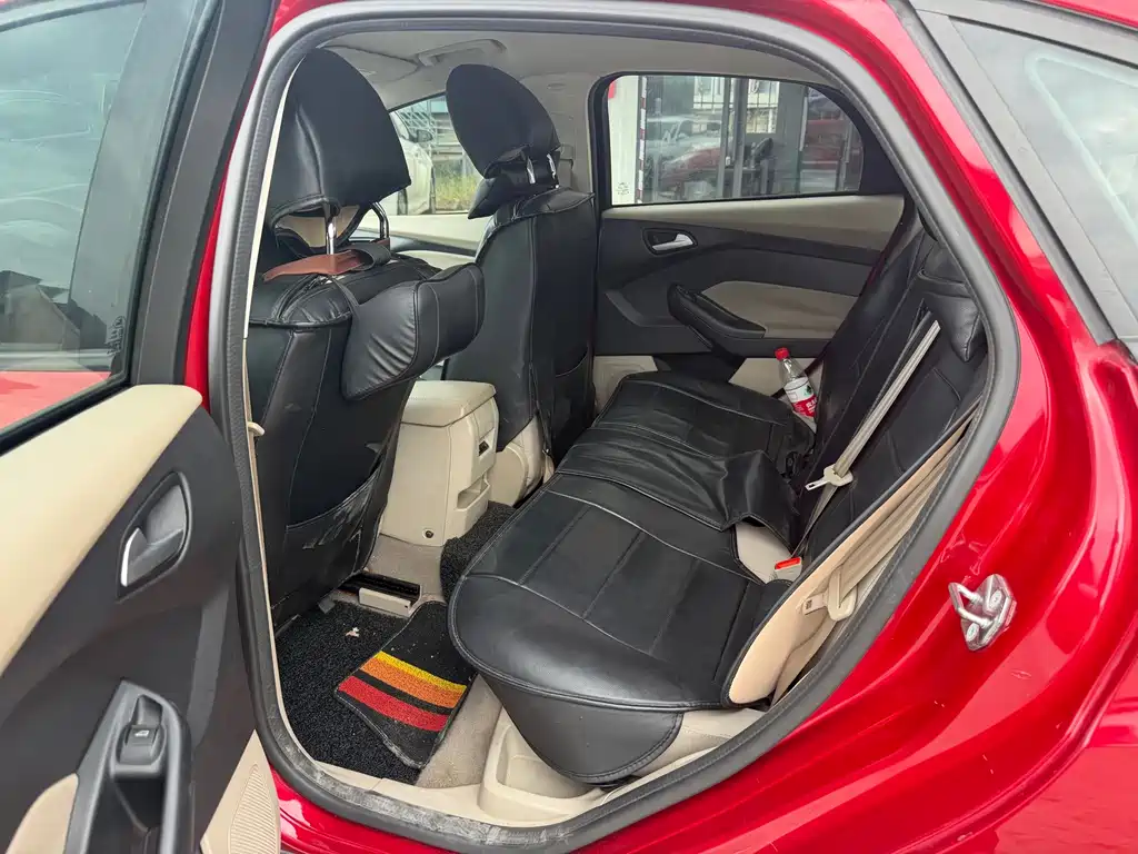 Ford Focus — миниатюра 4